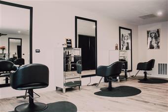 CHIC. Salon In Sturbridge MA | Vagaro